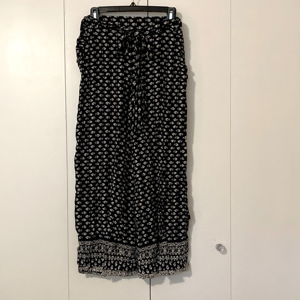 Printed flowy pants